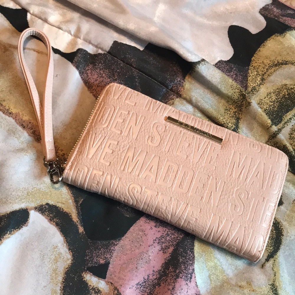 Steve Madden Pink Wallet